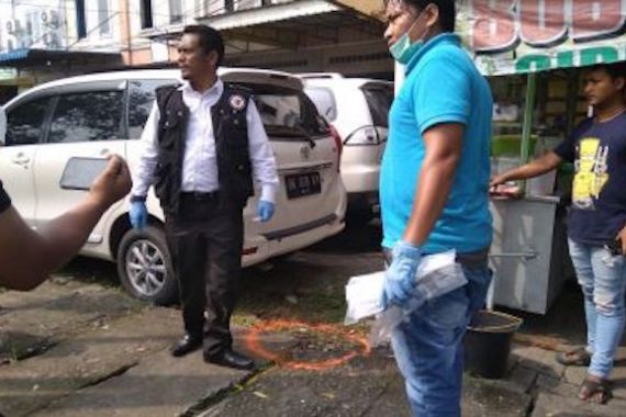 Serpihan Material Bom Bunuh Diri di Polrestabes Medan Terlempar Hingga 50 Meter - JPNN.COM