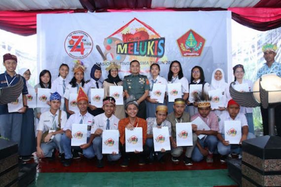Pusjarah TNI Gelar Lomba Lukis SMA Tingkat Nasional - JPNN.COM