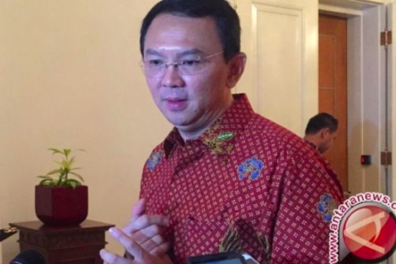 Respons PDIP Atas Nyinyiran Fadli Zon Kepada Ahok - JPNN.COM