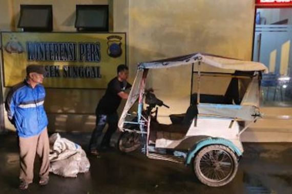 Pembuang Bangkai Babi di Medan Ditangkap, Begini Pengakuannya - JPNN.COM