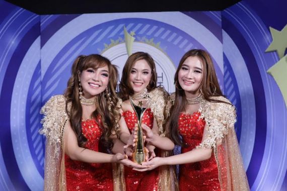 Trio Macan Raih Penghargaan - JPNN.COM