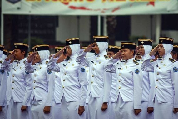 5 Berita Terpopuler: Gaji PNS Rp 12 Juta hingga Skandal Garuda Indonesia Makin Memanas - JPNN.COM