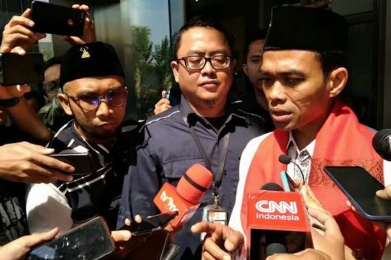 Nasihat Ustaz Abdul Somad untuk KPK: Tak Ada Gunanya Ibadah Kalau Aniaya Orang - JPNN.COM