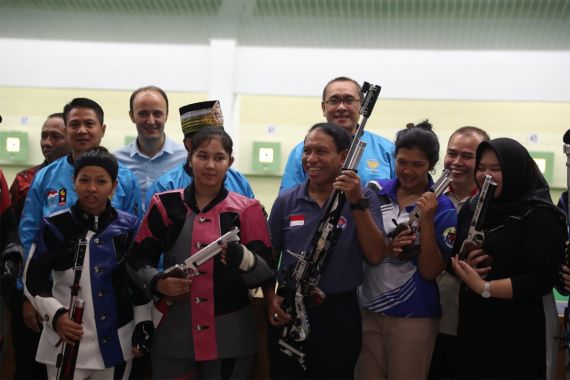 Kunjungi Pelatnas Menembak, Menpora Optimistis Target 3 Emas di SEA Games 2019 Tercapai - JPNN.COM