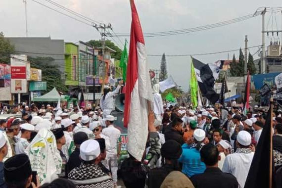 Ormas Islam Cianjur Menuntut Sukmawati Dihukum - JPNN.COM