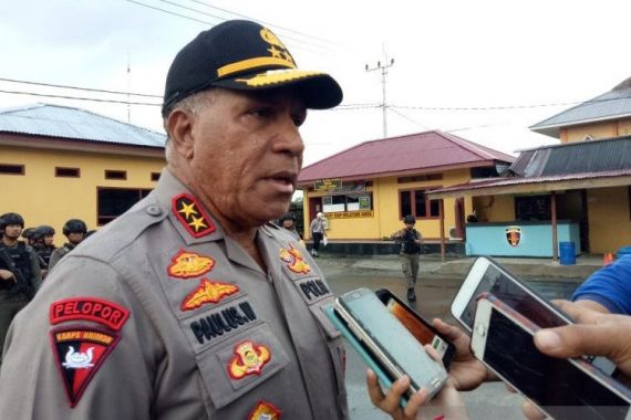 Anggota KKB Menuju Intan Jaya, Siap Perang Terbuka Hadapi TNI dan Polri - JPNN.COM