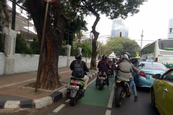 Jalur Sepeda Tidak Efektif, Anies Disarankan Berguru ke Tiongkok - JPNN.COM