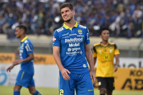 Daftar 18 Pemain Persib Bandung untuk Hadapi Borneo FC - JPNN.COM