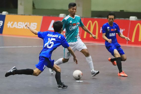 Ubaya dan Unesa Berbagi Gelar di LIMA Futsal EJC Season 7 - JPNN.COM
