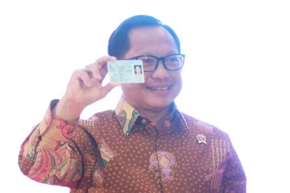 Mendagri Tito Karnavian Merasa Bangga, Wajahnya Cerah - JPNN.COM