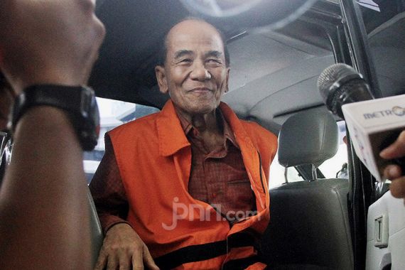 Jubir Gerindra Nilai Annas Maamun Layak Mendapatkan Grasi dari Jokowi - JPNN.COM