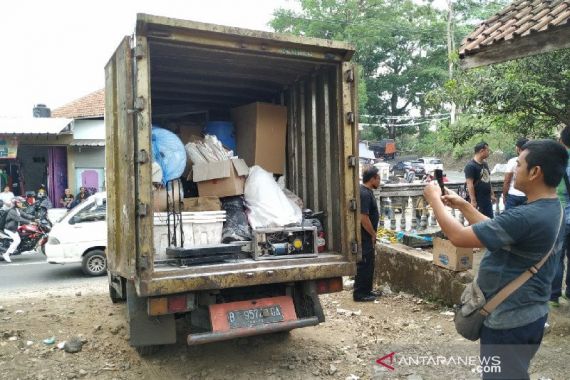 Barang Bukti Pembuatan Pil PCC di Tasikmalaya Dibawa ke Jakarta - JPNN.COM