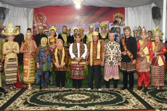 Ahmad Muzani: MPR Menjaga Tradisi Budaya Indonesia - JPNN.COM
