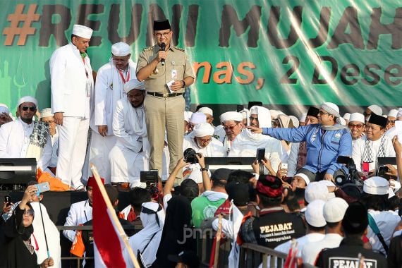 5 Berita Terpopuler: Anies Baswedan Salah Sebut Jumlah Massa Reuni 212 dan Jokowi yang Merasa Dijerumuskan - JPNN.COM
