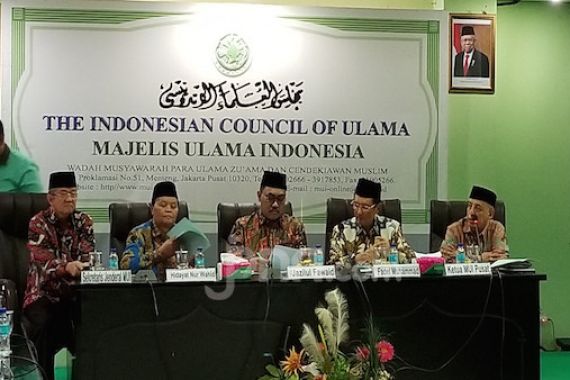 Perangi Virus Corona, MUI Serukan Umat Islam Indonesia Lakukan Ini - JPNN.COM