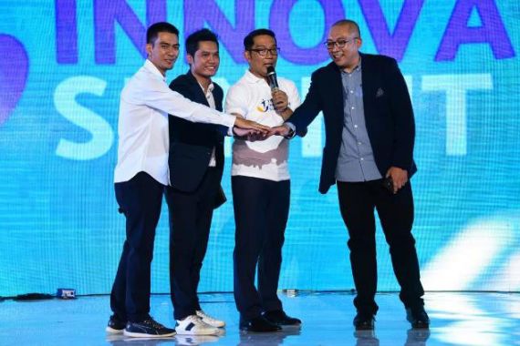 Youth Innovation Summit 2019: Gubernur Jabar Beri Penghargaan kepada Pemuda Berprestasi - JPNN.COM