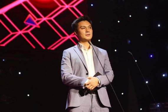 Baim Wong Raih Piala WebTVAsia Awards 2019 di Vietnam - JPNN.COM