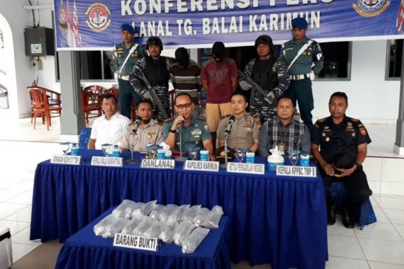  TNI AL Gagalkan Penyelundupan Benih Lobster Senilai Rp8 Miliar - JPNN.COM