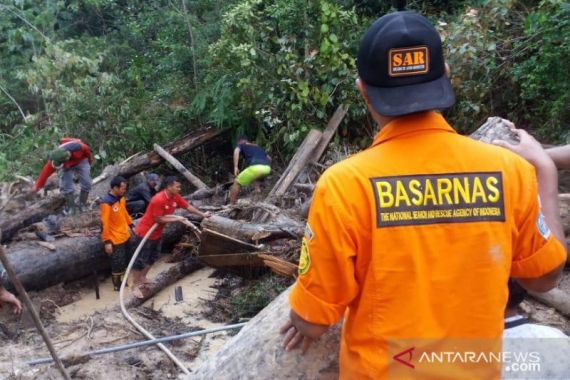 Eksan Aji Saputra Hilang Misterius Usai Mandi Sungai Grogolyudan - JPNN.COM