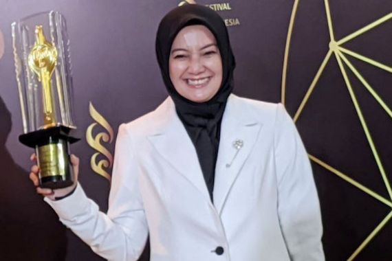 Selamat! Cut Mini Raih Piala Citra Pendukung Wanita Terbaik FFI 2019 - JPNN.COM