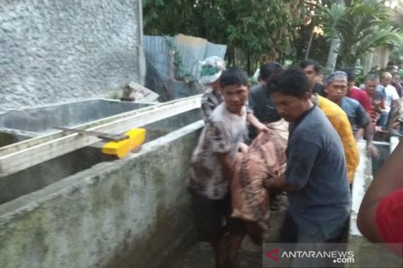 Rumah Penjaga Indekos Mahasiswi yang Tewas Terkubur Kaki Terikat Digeledah, Polisi Sita Sejumlah Benda - JPNN.COM