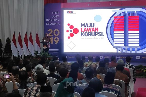Gagal Memeluk Jokowi, Saut Situmorang Gigit Jari - JPNN.COM