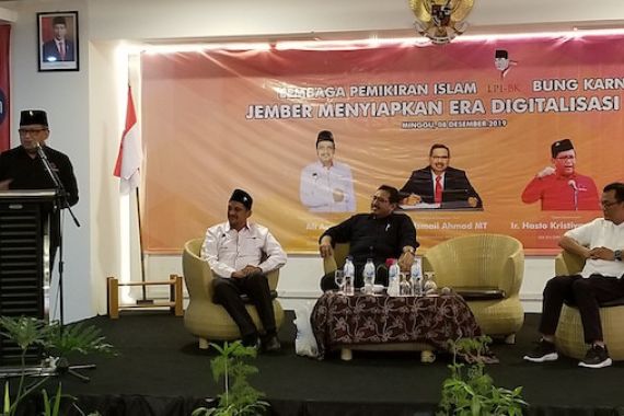 Sekjen PDI Perjuangan Ingatkan Anak Muda Jangan Sampai Tergerus Modernisasi - JPNN.COM