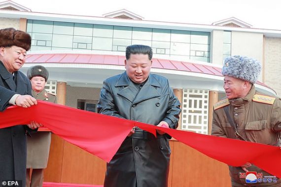Breaking News: Kim Jong Un Kritis usai Operasi - JPNN.COM