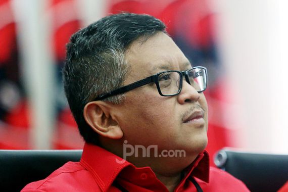 Hasto PDIP Sebut Mentan Syahrul Tidak Mampu Baca Data, Sebaiknya Diganti Saja - JPNN.COM