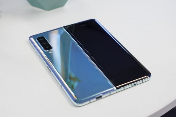 Bos Samsung Klaim Galaxy Fold Sudah Terjual 1 Juta Unit - JPNN.COM