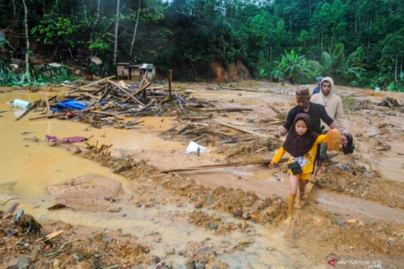 Kerugian Akibat Banjir Bandang Lebak Capai Rp 16,8 Miliar - JPNN.COM
