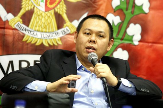 Soal Kalung Corona, Wakil Ketua DPD RI Minta Kementan Fokus Urusi Ketahanan Pangan - JPNN.COM