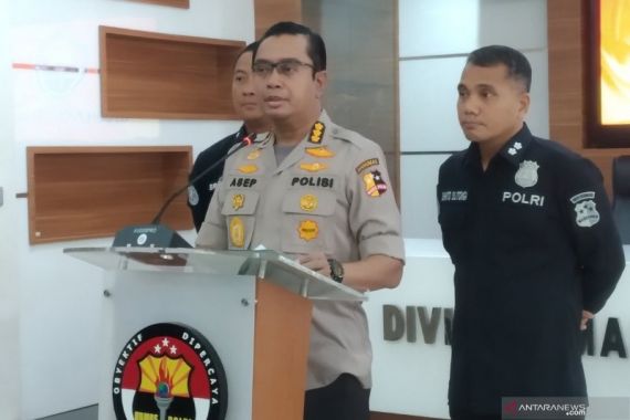 Polri Pastikan Penarikan Dua Penyidik dari KPK Sudah Sesuai Prosedur - JPNN.COM