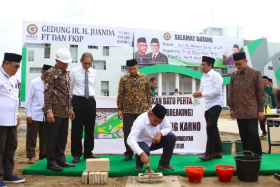 Menteri Muhadjir Resmikan Gedung Universitas Muhammadiyah di Calon Ibu Kota Baru - JPNN.COM
