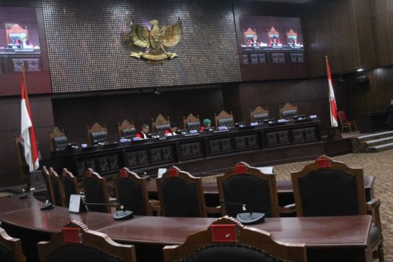 MK Gelar Uji Materi UU Perlindungan Pekerja Migran Indonesia - JPNN.COM
