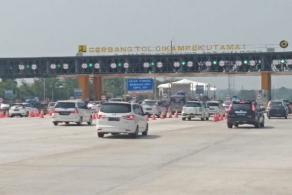 H-1 IdulAdha, Sebanyak 192 Ribu Kendaraan Tinggalkan Jakarta - JPNN.COM