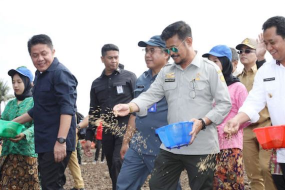 Mentan Dorong Karangasem Optimalkan Pertanian dan Peternakan - JPNN.COM