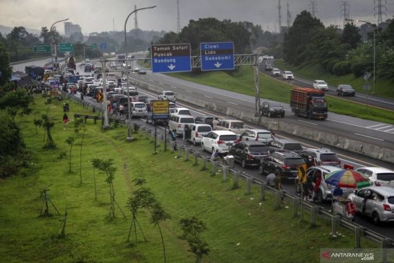 Jadwal Sistem Satu Arah ke Puncak Bogor selama Libur Natal dan Tahun Baru - JPNN.COM