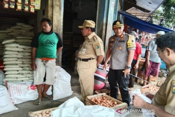 Pemkot Pekalongan Pastikan Stok Kebutuhan Pokok Aman Selama Nataru - JPNN.COM