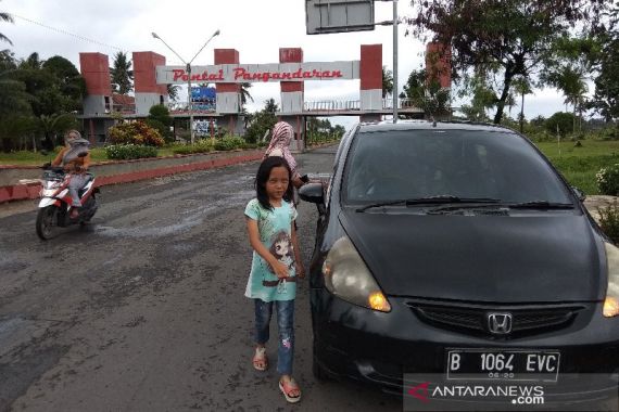 Penginapan di Pantai Pangandaran Terisi Penuh Hingga Tahun Baru - JPNN.COM