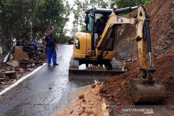 Garut Banyak Bencana Longsor - JPNN.COM