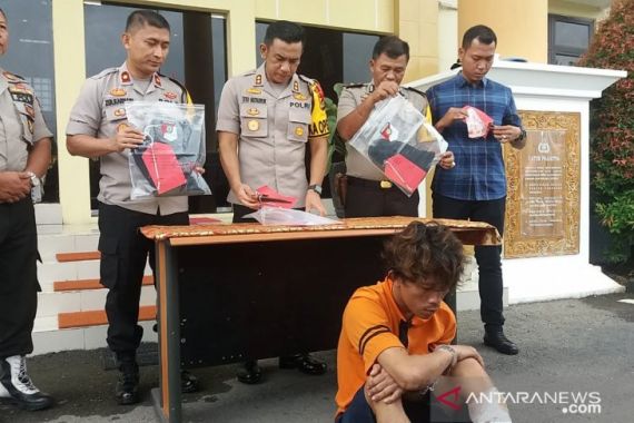 Polisi Ringkus Pelaku Perampokan Indomaret di Baturaja - JPNN.COM