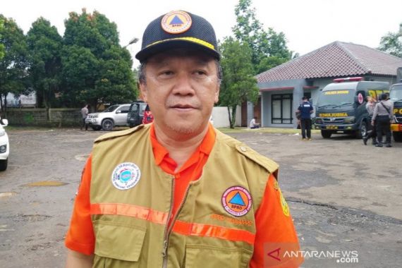 Tujuh Orang Tewas akibat Banjir dan Longsor di Kabupaten Bogor - JPNN.COM