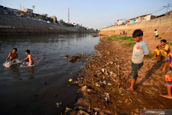 Lanjutkan Normalisasi Sungai, Anak Buah Anies Baswedan Siapkan Rp 128 Miliar - JPNN.COM