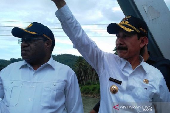 Pemkab Solok Selatan Diminta Siapkan Data Relokasi Korban Banjir - JPNN.COM