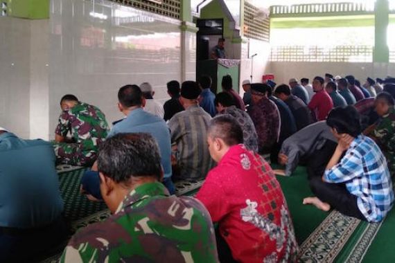 Prajurit dan PNS Lanal Yogyakarta Gelar Renungan Bulan Trisila TNI AL Jelang Hari Dharma Samudera - JPNN.COM