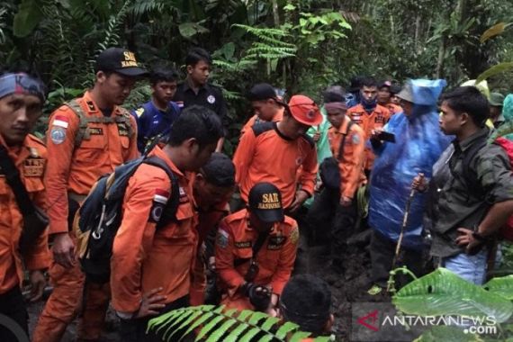 Sudah 4 Hari, Pelajar yang Hilang di Kawasan Danau Kaco Belum Ditemukan - JPNN.COM