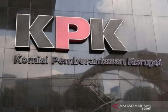 Diduga Terlibat Korupsi, Orang Kepercayaan Eks Bupati Malang Ditahan KPK - JPNN.COM
