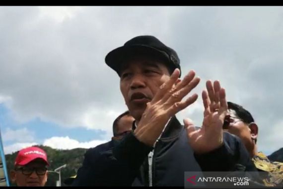 Istana: Kunjungan Jokowi ke Natuna Sinyal untuk Tiongkok - JPNN.COM