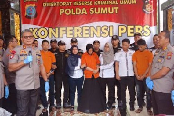 Kronologi Pembunuhan Hakim PN Medan, Ternyata Korban Dihabisi di Samping Putri Mereka - JPNN.COM